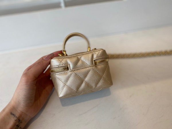 CL SMALL VANITY WITH CHAIN [AP2194-4] CELINE CHANEL ACCESSORIES LOEWE SHOES LOUIS VUITTON DIRO YSL OTHER BRAND HANDBAGS BALENCIAGA BOTTEGA VENETA GOYARD HERMES BURBERRY VALENTINO GUCCI FENDI MIUMIU CHLOE PRADA BVLGARI SUITCASE NEW ARRIVAL 