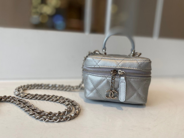 CL SMALL VANITY WITH CHAIN [AP2194-3] CELINE CHANEL ACCESSORIES LOEWE SHOES LOUIS VUITTON DIRO YSL OTHER BRAND HANDBAGS BALENCIAGA BOTTEGA VENETA GOYARD HERMES BURBERRY VALENTINO GUCCI FENDI MIUMIU CHLOE PRADA BVLGARI SUITCASE NEW ARRIVAL 