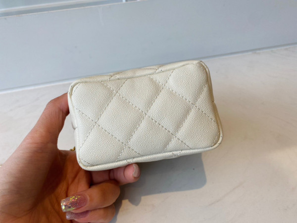 CL SMALL VANITY WITH CHAIN [AP2194-2] CELINE CHANEL ACCESSORIES LOEWE SHOES LOUIS VUITTON DIRO YSL OTHER BRAND HANDBAGS BALENCIAGA BOTTEGA VENETA GOYARD HERMES BURBERRY VALENTINO GUCCI FENDI MIUMIU CHLOE PRADA BVLGARI SUITCASE NEW ARRIVAL 
