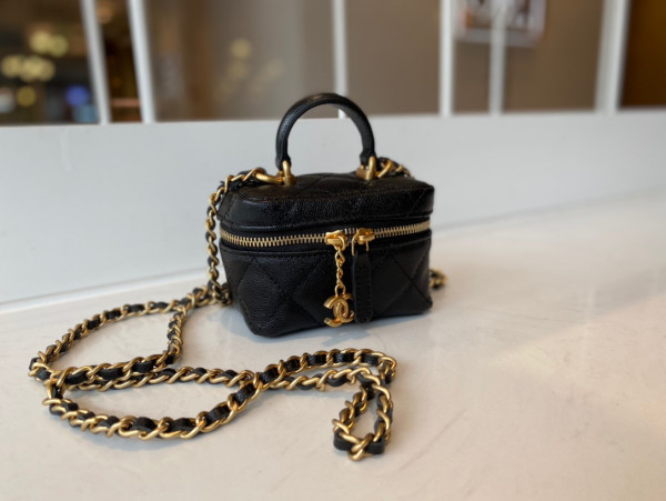 CL SMALL VANITY WITH CHAIN [AP2194-1] CELINE CHANEL ACCESSORIES LOEWE SHOES LOUIS VUITTON DIRO YSL OTHER BRAND HANDBAGS BALENCIAGA BOTTEGA VENETA GOYARD HERMES BURBERRY VALENTINO GUCCI FENDI MIUMIU CHLOE PRADA BVLGARI SUITCASE NEW ARRIVAL 