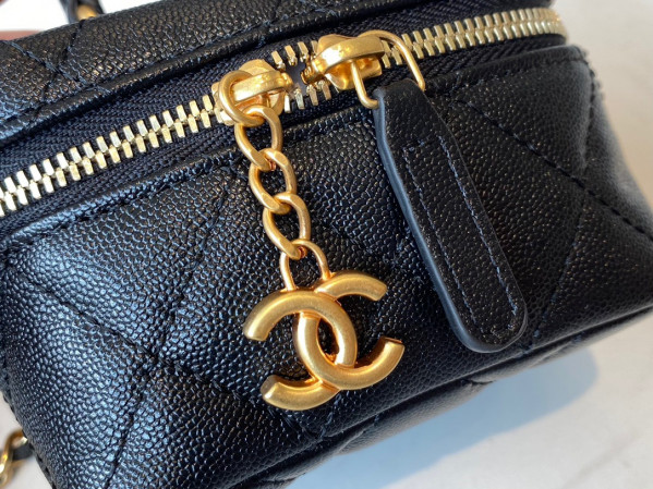 CL SMALL VANITY WITH CHAIN [AP2194-1] CELINE CHANEL ACCESSORIES LOEWE SHOES LOUIS VUITTON DIRO YSL OTHER BRAND HANDBAGS BALENCIAGA BOTTEGA VENETA GOYARD HERMES BURBERRY VALENTINO GUCCI FENDI MIUMIU CHLOE PRADA BVLGARI SUITCASE NEW ARRIVAL 