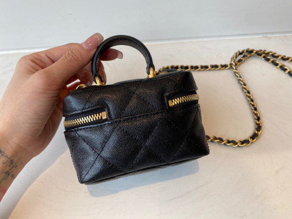 CL SMALL VANITY WITH CHAIN [AP2194-1] CELINE CHANEL ACCESSORIES LOEWE SHOES LOUIS VUITTON DIRO YSL OTHER BRAND HANDBAGS BALENCIAGA BOTTEGA VENETA GOYARD HERMES BURBERRY VALENTINO GUCCI FENDI MIUMIU CHLOE PRADA BVLGARI SUITCASE NEW ARRIVAL 