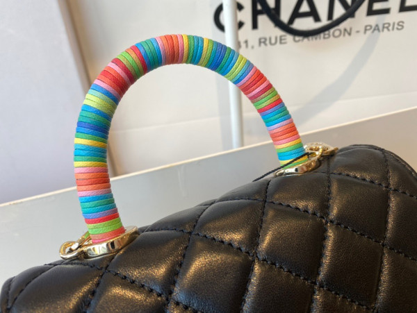 CL MINI FLAP BAG WITH TOP HANDLE [AS2215-10] CELINE CHANEL ACCESSORIES LOEWE SHOES LOUIS VUITTON DIRO YSL OTHER BRAND HANDBAGS BALENCIAGA BOTTEGA VENETA GOYARD HERMES BURBERRY VALENTINO GUCCI FENDI MIUMIU CHLOE PRADA BVLGARI SUITCASE NEW ARRIVAL 