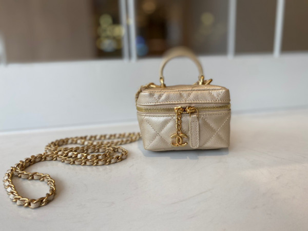 (image for) CL SMALL VANITY WITH CHAIN