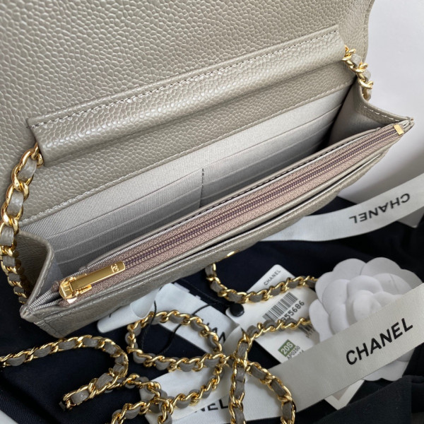 CL CHAIN WALLET CAVIAR NEW EDITION [Chanle1677] CELINE CHANEL ACCESSORIES LOEWE SHOES LOUIS VUITTON DIRO YSL OTHER BRAND HANDBAGS BALENCIAGA BOTTEGA VENETA GOYARD HERMES BURBERRY VALENTINO GUCCI FENDI MIUMIU CHLOE PRADA BVLGARI SUITCASE NEW ARRIVAL 