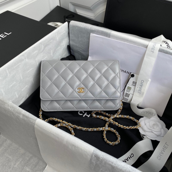 CL CHAIN WALLET LAMBSKIN NEW EDITION [Chanle1673] CELINE CHANEL ACCESSORIES LOEWE SHOES LOUIS VUITTON DIRO YSL OTHER BRAND HANDBAGS BALENCIAGA BOTTEGA VENETA GOYARD HERMES BURBERRY VALENTINO GUCCI FENDI MIUMIU CHLOE PRADA BVLGARI SUITCASE NEW ARRIVAL 