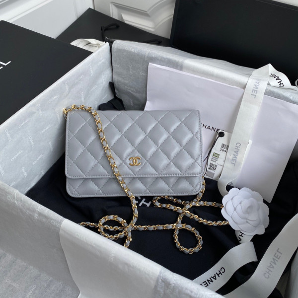 CL CHAIN WALLET LAMBSKIN NEW EDITION [Chanle1673] CELINE CHANEL ACCESSORIES LOEWE SHOES LOUIS VUITTON DIRO YSL OTHER BRAND HANDBAGS BALENCIAGA BOTTEGA VENETA GOYARD HERMES BURBERRY VALENTINO GUCCI FENDI MIUMIU CHLOE PRADA BVLGARI SUITCASE NEW ARRIVAL 