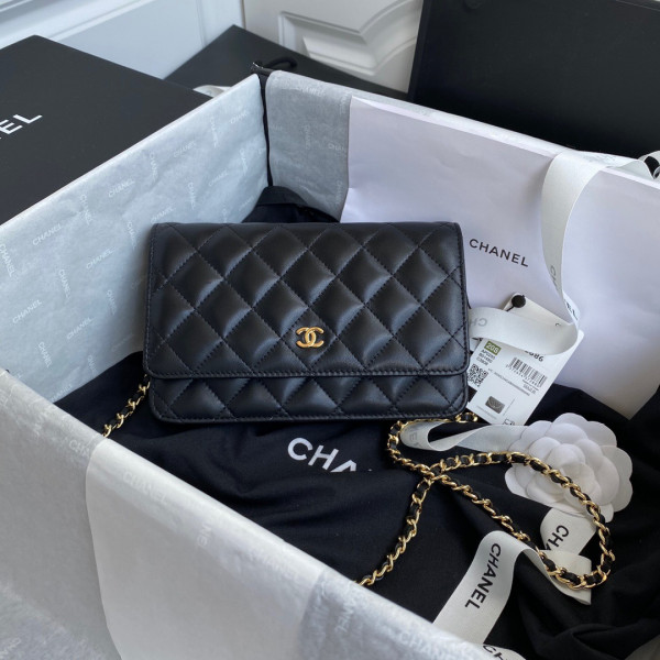 CL CHAIN WALLET LAMBSKIN NEW EDITION [Chanle1672] CELINE CHANEL ACCESSORIES LOEWE SHOES LOUIS VUITTON DIRO YSL OTHER BRAND HANDBAGS BALENCIAGA BOTTEGA VENETA GOYARD HERMES BURBERRY VALENTINO GUCCI FENDI MIUMIU CHLOE PRADA BVLGARI SUITCASE NEW ARRIVAL 