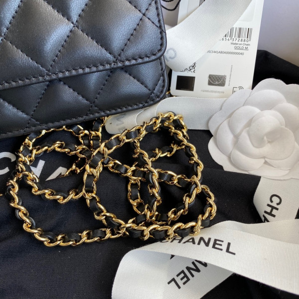 CL CHAIN WALLET LAMBSKIN NEW EDITION [Chanle1672] CELINE CHANEL ACCESSORIES LOEWE SHOES LOUIS VUITTON DIRO YSL OTHER BRAND HANDBAGS BALENCIAGA BOTTEGA VENETA GOYARD HERMES BURBERRY VALENTINO GUCCI FENDI MIUMIU CHLOE PRADA BVLGARI SUITCASE NEW ARRIVAL 