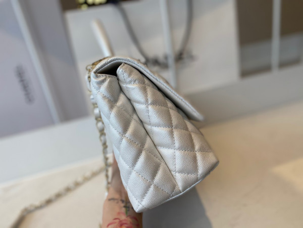 CL LARGE FLAP BAG WITH TOP HANDLE [A92991-3] CELINE CHANEL ACCESSORIES LOEWE SHOES LOUIS VUITTON DIRO YSL OTHER BRAND HANDBAGS BALENCIAGA BOTTEGA VENETA GOYARD HERMES BURBERRY VALENTINO GUCCI FENDI MIUMIU CHLOE PRADA BVLGARI SUITCASE NEW ARRIVAL 