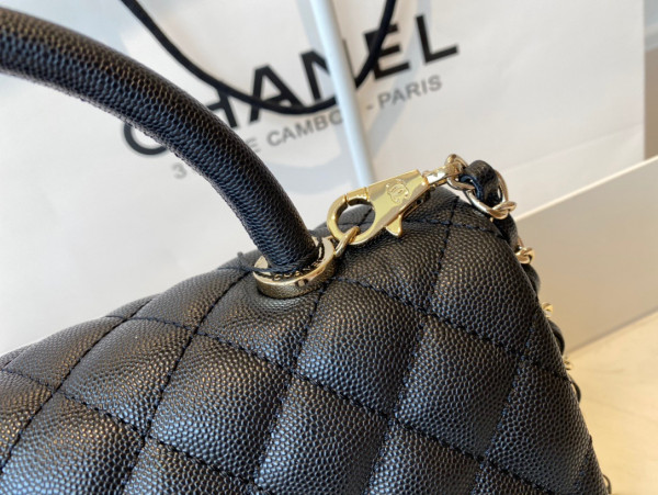 CL LARGE FLAP BAG WITH TOP HANDLE [A92991-1] CELINE CHANEL ACCESSORIES LOEWE SHOES LOUIS VUITTON DIRO YSL OTHER BRAND HANDBAGS BALENCIAGA BOTTEGA VENETA GOYARD HERMES BURBERRY VALENTINO GUCCI FENDI MIUMIU CHLOE PRADA BVLGARI SUITCASE NEW ARRIVAL 