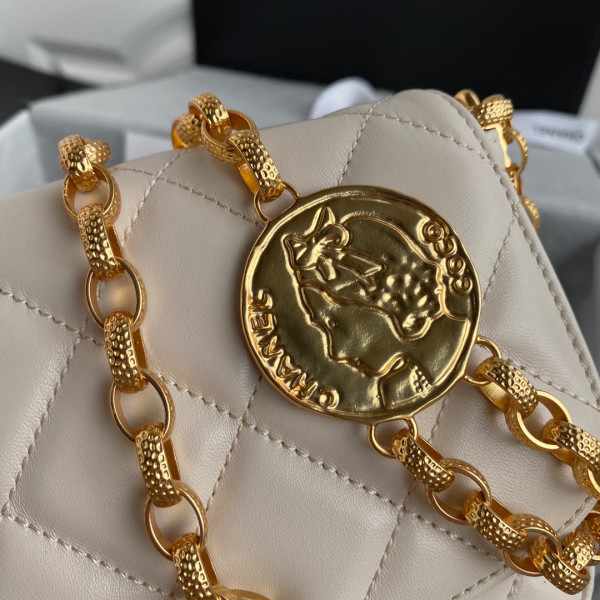 CL SMALL FLAP BAG [AS2189-3] CELINE CHANEL ACCESSORIES LOEWE SHOES LOUIS VUITTON DIRO YSL OTHER BRAND HANDBAGS BALENCIAGA BOTTEGA VENETA GOYARD HERMES BURBERRY VALENTINO GUCCI FENDI MIUMIU CHLOE PRADA BVLGARI SUITCASE NEW ARRIVAL 