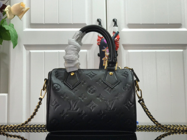 LOUIS VUITTON SPEEDY BB [M57111] CELINE CHANEL ACCESSORIES LOEWE SHOES LOUIS VUITTON DIRO YSL OTHER BRAND HANDBAGS BALENCIAGA BOTTEGA VENETA GOYARD HERMES BURBERRY VALENTINO GUCCI FENDI MIUMIU CHLOE PRADA BVLGARI SUITCASE NEW ARRIVAL 