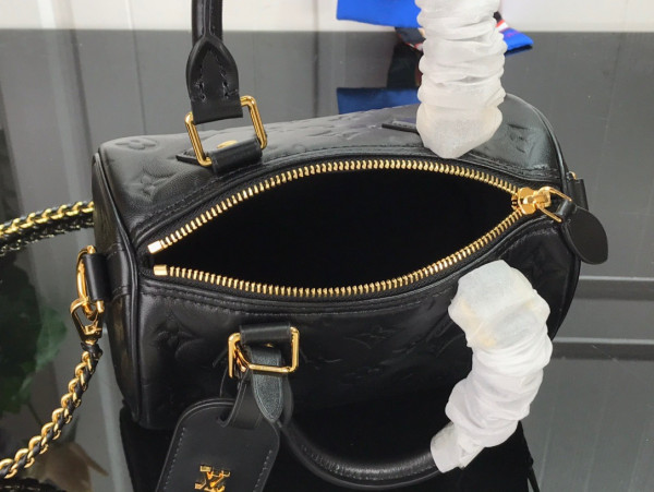 LOUIS VUITTON SPEEDY BB [M57111] CELINE CHANEL ACCESSORIES LOEWE SHOES LOUIS VUITTON DIRO YSL OTHER BRAND HANDBAGS BALENCIAGA BOTTEGA VENETA GOYARD HERMES BURBERRY VALENTINO GUCCI FENDI MIUMIU CHLOE PRADA BVLGARI SUITCASE NEW ARRIVAL 