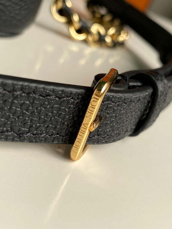 LOUIS VUITTON VANITY PM [M57118] CELINE CHANEL ACCESSORIES LOEWE SHOES LOUIS VUITTON DIRO YSL OTHER BRAND HANDBAGS BALENCIAGA BOTTEGA VENETA GOYARD HERMES BURBERRY VALENTINO GUCCI FENDI MIUMIU CHLOE PRADA BVLGARI SUITCASE NEW ARRIVAL 