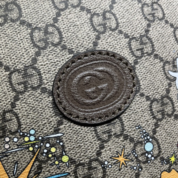 GUCCI Disney x Gucci Donald Duck small backpack [552884-3] CELINE CHANEL ACCESSORIES LOEWE SHOES LOUIS VUITTON DIRO YSL OTHER BRAND HANDBAGS BALENCIAGA BOTTEGA VENETA GOYARD HERMES BURBERRY VALENTINO GUCCI FENDI MIUMIU CHLOE PRADA BVLGARI SUITCASE NEW ARRIVAL 
