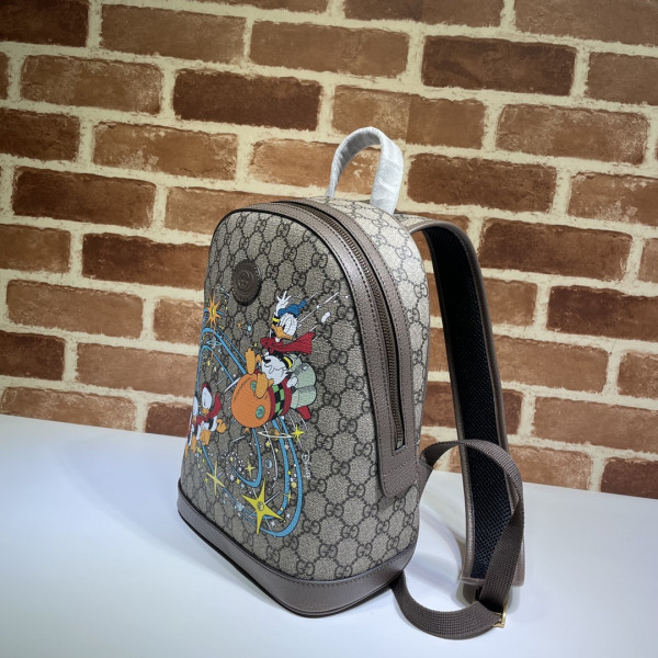 GUCCI Disney x Gucci Donald Duck small backpack [552884-3] CELINE CHANEL ACCESSORIES LOEWE SHOES LOUIS VUITTON DIRO YSL OTHER BRAND HANDBAGS BALENCIAGA BOTTEGA VENETA GOYARD HERMES BURBERRY VALENTINO GUCCI FENDI MIUMIU CHLOE PRADA BVLGARI SUITCASE NEW ARRIVAL 