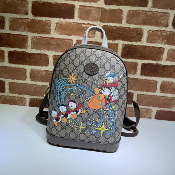 GUCCI Disney x Gucci Donald Duck small backpack [552884-3] CELINE CHANEL ACCESSORIES LOEWE SHOES LOUIS VUITTON DIRO YSL OTHER BRAND HANDBAGS BALENCIAGA BOTTEGA VENETA GOYARD HERMES BURBERRY VALENTINO GUCCI FENDI MIUMIU CHLOE PRADA BVLGARI SUITCASE NEW ARRIVAL 