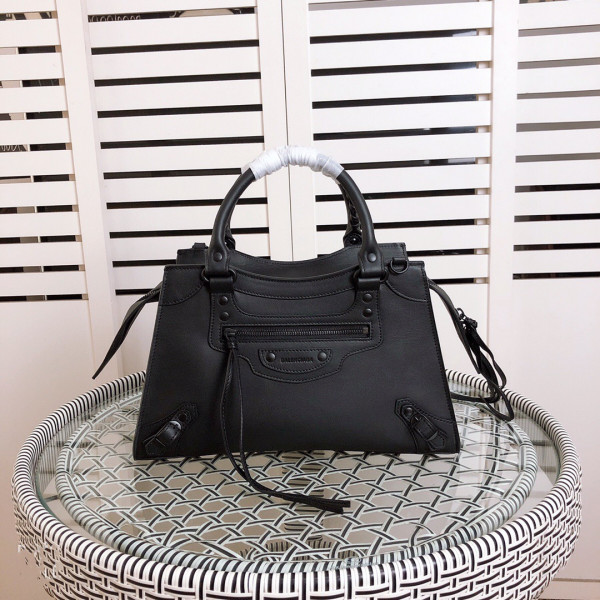 BALENCIAGA NEO CLASSIC SMALL TOP HANDLE BAG [Balenciaga153] CELINE CHANEL ACCESSORIES LOEWE SHOES LOUIS VUITTON DIRO YSL OTHER BRAND HANDBAGS BALENCIAGA BOTTEGA VENETA GOYARD HERMES BURBERRY VALENTINO GUCCI FENDI MIUMIU CHLOE PRADA BVLGARI SUITCASE NEW ARRIVAL 