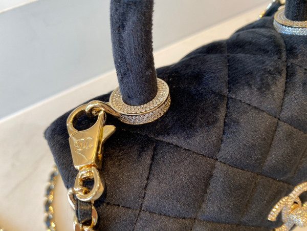 CL MINI FLAP BAG WITH TOP HANDLE [AS2215-1] CELINE CHANEL ACCESSORIES LOEWE SHOES LOUIS VUITTON DIRO YSL OTHER BRAND HANDBAGS BALENCIAGA BOTTEGA VENETA GOYARD HERMES BURBERRY VALENTINO GUCCI FENDI MIUMIU CHLOE PRADA BVLGARI SUITCASE NEW ARRIVAL 