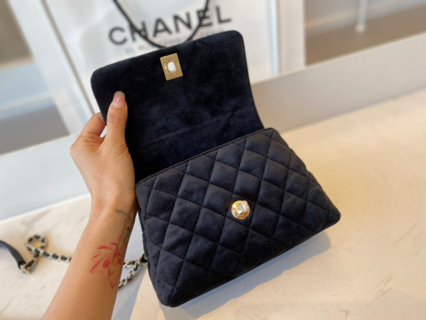 CL MINI FLAP BAG WITH TOP HANDLE [AS2215-1] CELINE CHANEL ACCESSORIES LOEWE SHOES LOUIS VUITTON DIRO YSL OTHER BRAND HANDBAGS BALENCIAGA BOTTEGA VENETA GOYARD HERMES BURBERRY VALENTINO GUCCI FENDI MIUMIU CHLOE PRADA BVLGARI SUITCASE NEW ARRIVAL 