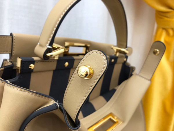 FENDI MEDIUM PEEKABOO-26-33-12CM [Fendi283] CELINE CHANEL ACCESSORIES LOEWE SHOES LOUIS VUITTON DIRO YSL OTHER BRAND HANDBAGS BALENCIAGA BOTTEGA VENETA GOYARD HERMES BURBERRY VALENTINO GUCCI FENDI MIUMIU CHLOE PRADA BVLGARI SUITCASE NEW ARRIVAL 