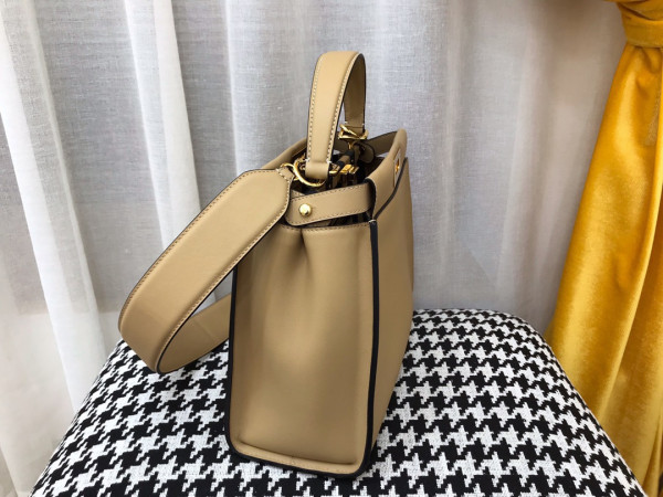 FENDI MEDIUM PEEKABOO-26-33-12CM [Fendi283] CELINE CHANEL ACCESSORIES LOEWE SHOES LOUIS VUITTON DIRO YSL OTHER BRAND HANDBAGS BALENCIAGA BOTTEGA VENETA GOYARD HERMES BURBERRY VALENTINO GUCCI FENDI MIUMIU CHLOE PRADA BVLGARI SUITCASE NEW ARRIVAL 