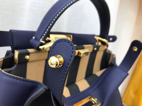 FENDI MEDIUM PEEKABOO-26-33-12CM [Fendi282] CELINE CHANEL ACCESSORIES LOEWE SHOES LOUIS VUITTON DIRO YSL OTHER BRAND HANDBAGS BALENCIAGA BOTTEGA VENETA GOYARD HERMES BURBERRY VALENTINO GUCCI FENDI MIUMIU CHLOE PRADA BVLGARI SUITCASE NEW ARRIVAL 
