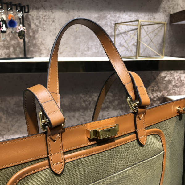 PEEKABOO X-TOTE [Fendi272] CELINE CHANEL ACCESSORIES LOEWE SHOES LOUIS VUITTON DIRO YSL OTHER BRAND HANDBAGS BALENCIAGA BOTTEGA VENETA GOYARD HERMES BURBERRY VALENTINO GUCCI FENDI MIUMIU CHLOE PRADA BVLGARI SUITCASE NEW ARRIVAL 