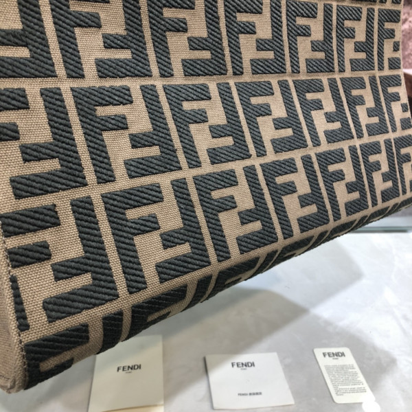 PEEKABOO X-TOTE [Fendi272] CELINE CHANEL ACCESSORIES LOEWE SHOES LOUIS VUITTON DIRO YSL OTHER BRAND HANDBAGS BALENCIAGA BOTTEGA VENETA GOYARD HERMES BURBERRY VALENTINO GUCCI FENDI MIUMIU CHLOE PRADA BVLGARI SUITCASE NEW ARRIVAL 