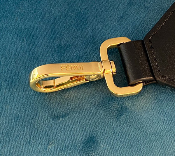 FENDI STRAP YOU [Fendi264] CELINE CHANEL ACCESSORIES LOEWE SHOES LOUIS VUITTON DIRO YSL OTHER BRAND HANDBAGS BALENCIAGA BOTTEGA VENETA GOYARD HERMES BURBERRY VALENTINO GUCCI FENDI MIUMIU CHLOE PRADA BVLGARI SUITCASE NEW ARRIVAL 