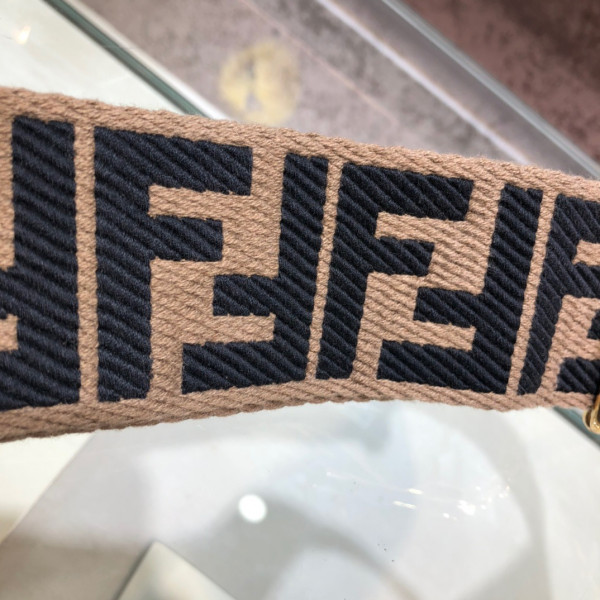 FENDI STRAP YOU [Fendi262] CELINE CHANEL ACCESSORIES LOEWE SHOES LOUIS VUITTON DIRO YSL OTHER BRAND HANDBAGS BALENCIAGA BOTTEGA VENETA GOYARD HERMES BURBERRY VALENTINO GUCCI FENDI MIUMIU CHLOE PRADA BVLGARI SUITCASE NEW ARRIVAL 