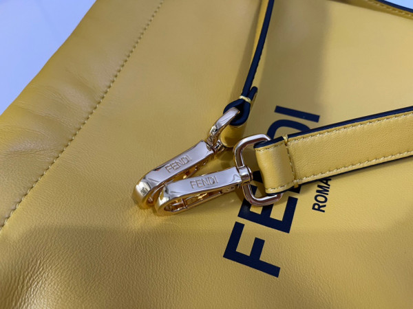 FENDI PACK SMALL POUCH [Fendi255] CELINE CHANEL ACCESSORIES LOEWE SHOES LOUIS VUITTON DIRO YSL OTHER BRAND HANDBAGS BALENCIAGA BOTTEGA VENETA GOYARD HERMES BURBERRY VALENTINO GUCCI FENDI MIUMIU CHLOE PRADA BVLGARI SUITCASE NEW ARRIVAL 