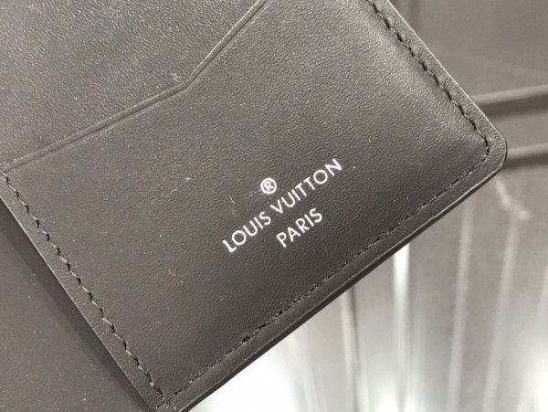 LOUIS VUITTON POCKET ORGANIZER [M80038] CELINE CHANEL ACCESSORIES LOEWE SHOES LOUIS VUITTON DIRO YSL OTHER BRAND HANDBAGS BALENCIAGA BOTTEGA VENETA GOYARD HERMES BURBERRY VALENTINO GUCCI FENDI MIUMIU CHLOE PRADA BVLGARI SUITCASE NEW ARRIVAL 