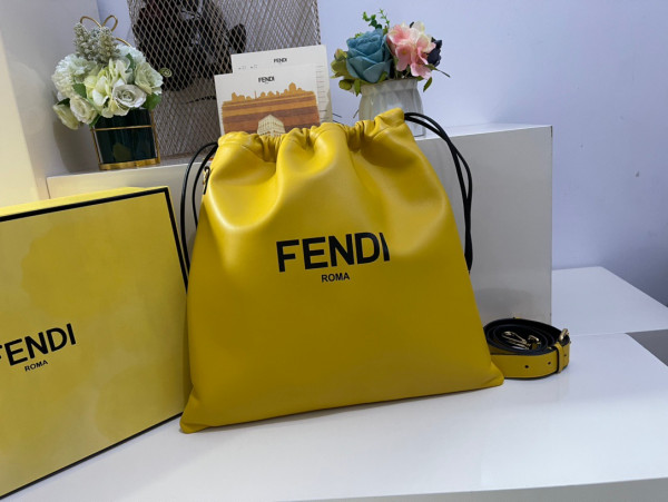 (image for) FENDI PACK MEDIUM POUCH