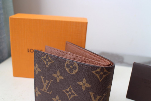 LOUIS VUITTON AMERIGO WALLET (image for) LOUIS VUITTON AMERIGO WALLET