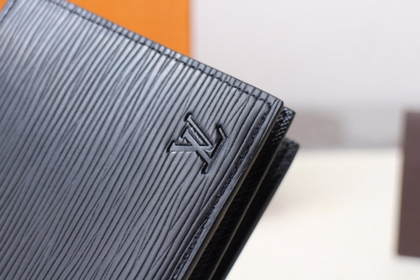 LOUIS VUITTON AMERIGO WALLET (image for) LOUIS VUITTON AMERIGO WALLET