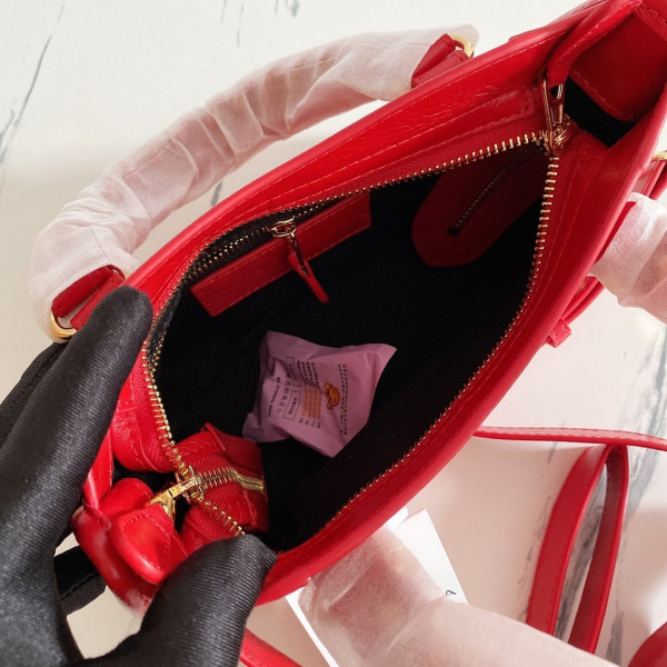 BALENCIAGA CLASSIC CITY [Balenciaga130] CELINE CHANEL ACCESSORIES LOEWE SHOES LOUIS VUITTON DIRO YSL OTHER BRAND HANDBAGS BALENCIAGA BOTTEGA VENETA GOYARD HERMES BURBERRY VALENTINO GUCCI FENDI MIUMIU CHLOE PRADA BVLGARI SUITCASE NEW ARRIVAL 