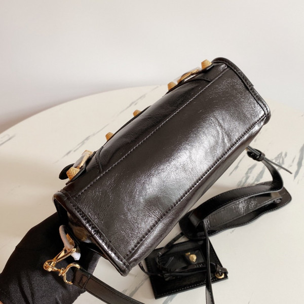 BALENCIAGA CLASSIC CITY [Balenciaga127] CELINE CHANEL ACCESSORIES LOEWE SHOES LOUIS VUITTON DIRO YSL OTHER BRAND HANDBAGS BALENCIAGA BOTTEGA VENETA GOYARD HERMES BURBERRY VALENTINO GUCCI FENDI MIUMIU CHLOE PRADA BVLGARI SUITCASE NEW ARRIVAL 