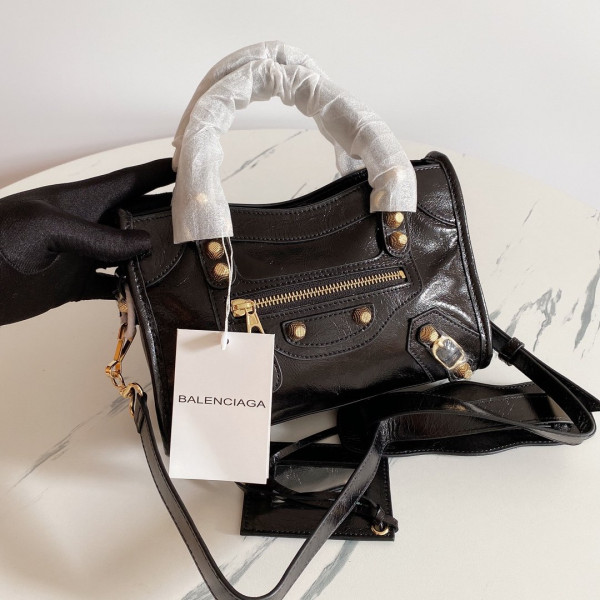BALENCIAGA CLASSIC CITY [Balenciaga127] CELINE CHANEL ACCESSORIES LOEWE SHOES LOUIS VUITTON DIRO YSL OTHER BRAND HANDBAGS BALENCIAGA BOTTEGA VENETA GOYARD HERMES BURBERRY VALENTINO GUCCI FENDI MIUMIU CHLOE PRADA BVLGARI SUITCASE NEW ARRIVAL 