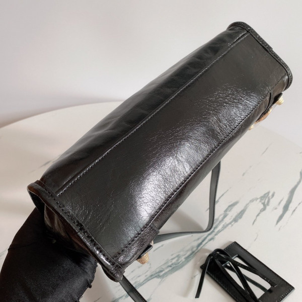 BALENCIAGA CLASSIC CITY [Balenciaga126] CELINE CHANEL ACCESSORIES LOEWE SHOES LOUIS VUITTON DIRO YSL OTHER BRAND HANDBAGS BALENCIAGA BOTTEGA VENETA GOYARD HERMES BURBERRY VALENTINO GUCCI FENDI MIUMIU CHLOE PRADA BVLGARI SUITCASE NEW ARRIVAL 