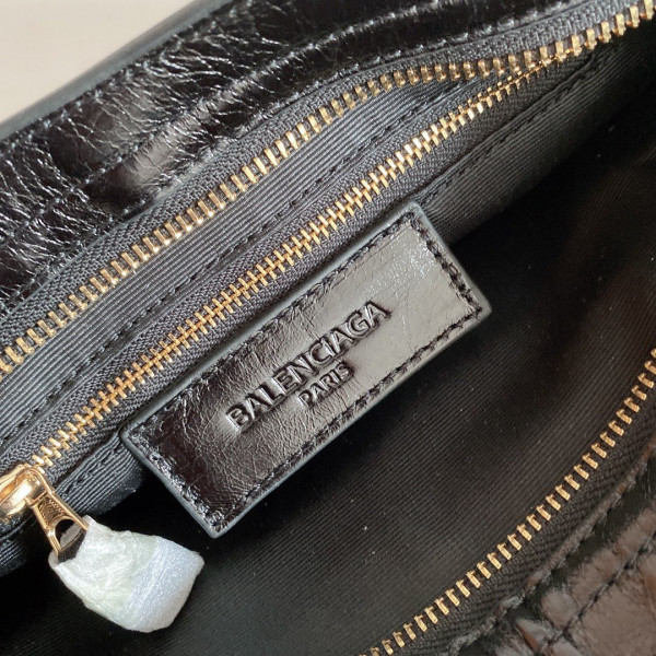 BALENCIAGA CLASSIC CITY [Balenciaga126] CELINE CHANEL ACCESSORIES LOEWE SHOES LOUIS VUITTON DIRO YSL OTHER BRAND HANDBAGS BALENCIAGA BOTTEGA VENETA GOYARD HERMES BURBERRY VALENTINO GUCCI FENDI MIUMIU CHLOE PRADA BVLGARI SUITCASE NEW ARRIVAL 