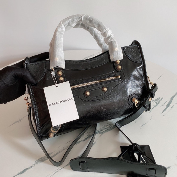 BALENCIAGA CLASSIC CITY [Balenciaga126] CELINE CHANEL ACCESSORIES LOEWE SHOES LOUIS VUITTON DIRO YSL OTHER BRAND HANDBAGS BALENCIAGA BOTTEGA VENETA GOYARD HERMES BURBERRY VALENTINO GUCCI FENDI MIUMIU CHLOE PRADA BVLGARI SUITCASE NEW ARRIVAL 