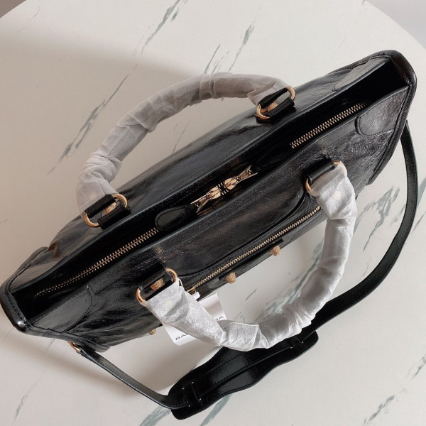 BALENCIAGA CLASSIC CITY [Balenciaga125] CELINE CHANEL ACCESSORIES LOEWE SHOES LOUIS VUITTON DIRO YSL OTHER BRAND HANDBAGS BALENCIAGA BOTTEGA VENETA GOYARD HERMES BURBERRY VALENTINO GUCCI FENDI MIUMIU CHLOE PRADA BVLGARI SUITCASE NEW ARRIVAL 