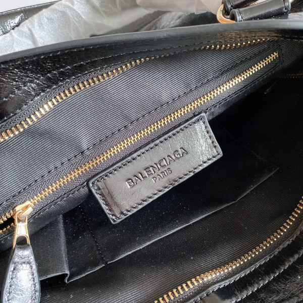 BALENCIAGA CLASSIC CITY [Balenciaga125] CELINE CHANEL ACCESSORIES LOEWE SHOES LOUIS VUITTON DIRO YSL OTHER BRAND HANDBAGS BALENCIAGA BOTTEGA VENETA GOYARD HERMES BURBERRY VALENTINO GUCCI FENDI MIUMIU CHLOE PRADA BVLGARI SUITCASE NEW ARRIVAL 