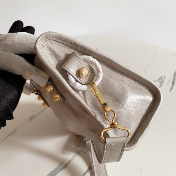 BALENCIAGA CLASSIC CITY [Balenciaga124] CELINE CHANEL ACCESSORIES LOEWE SHOES LOUIS VUITTON DIRO YSL OTHER BRAND HANDBAGS BALENCIAGA BOTTEGA VENETA GOYARD HERMES BURBERRY VALENTINO GUCCI FENDI MIUMIU CHLOE PRADA BVLGARI SUITCASE NEW ARRIVAL 