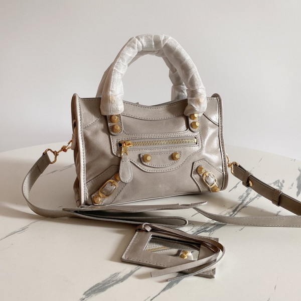 BALENCIAGA CLASSIC CITY [Balenciaga124] CELINE CHANEL ACCESSORIES LOEWE SHOES LOUIS VUITTON DIRO YSL OTHER BRAND HANDBAGS BALENCIAGA BOTTEGA VENETA GOYARD HERMES BURBERRY VALENTINO GUCCI FENDI MIUMIU CHLOE PRADA BVLGARI SUITCASE NEW ARRIVAL 