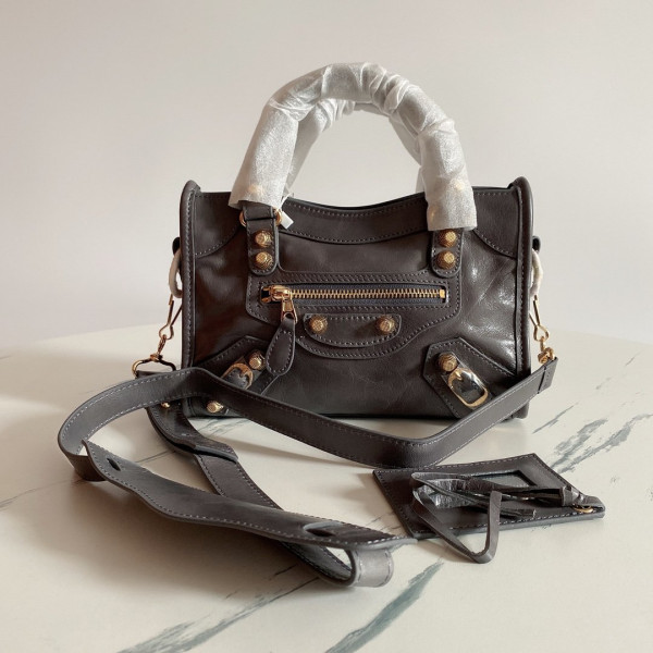 BALENCIAGA CLASSIC CITY [Balenciaga121] CELINE CHANEL ACCESSORIES LOEWE SHOES LOUIS VUITTON DIRO YSL OTHER BRAND HANDBAGS BALENCIAGA BOTTEGA VENETA GOYARD HERMES BURBERRY VALENTINO GUCCI FENDI MIUMIU CHLOE PRADA BVLGARI SUITCASE NEW ARRIVAL 
