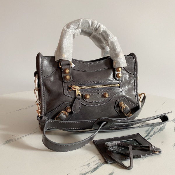 BALENCIAGA CLASSIC CITY [Balenciaga121] CELINE CHANEL ACCESSORIES LOEWE SHOES LOUIS VUITTON DIRO YSL OTHER BRAND HANDBAGS BALENCIAGA BOTTEGA VENETA GOYARD HERMES BURBERRY VALENTINO GUCCI FENDI MIUMIU CHLOE PRADA BVLGARI SUITCASE NEW ARRIVAL 