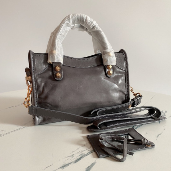 BALENCIAGA CLASSIC CITY [Balenciaga121] CELINE CHANEL ACCESSORIES LOEWE SHOES LOUIS VUITTON DIRO YSL OTHER BRAND HANDBAGS BALENCIAGA BOTTEGA VENETA GOYARD HERMES BURBERRY VALENTINO GUCCI FENDI MIUMIU CHLOE PRADA BVLGARI SUITCASE NEW ARRIVAL 